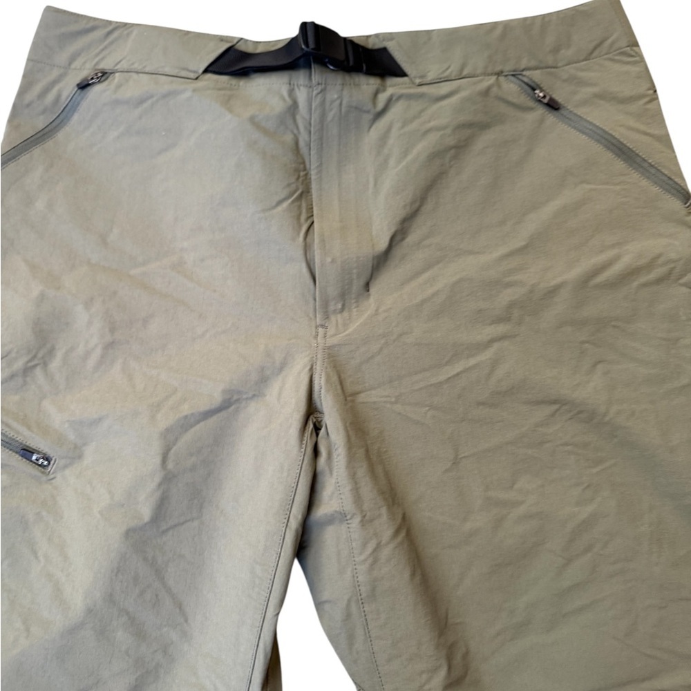 Patagonia Men's Olive Cargo Pants - Picture 7 of 7
